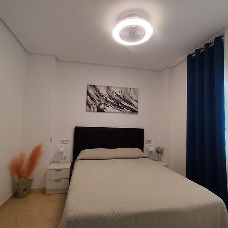 Macarena III Apartments, 300 Meter Zu Playa Del Cura Torrevieja Eksteriør bilde